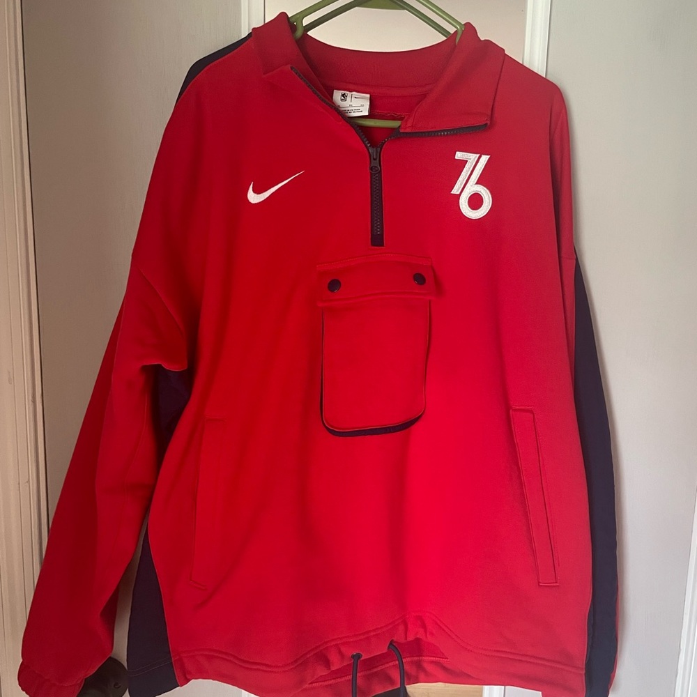 76ers pullover - never used
